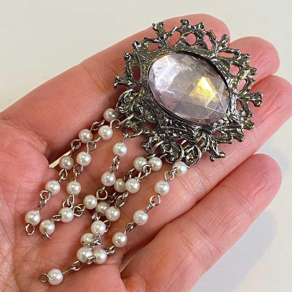 Vintage Victorian Style Silver Tone Lavender Faux Pearl Dangle Brooch Pin